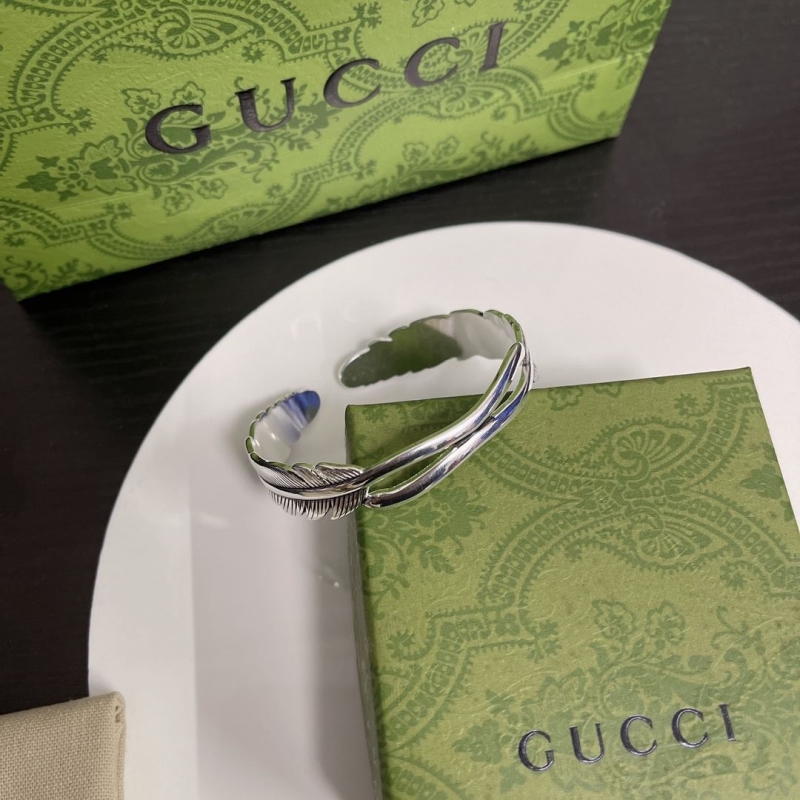 Gvc*1 bracelets